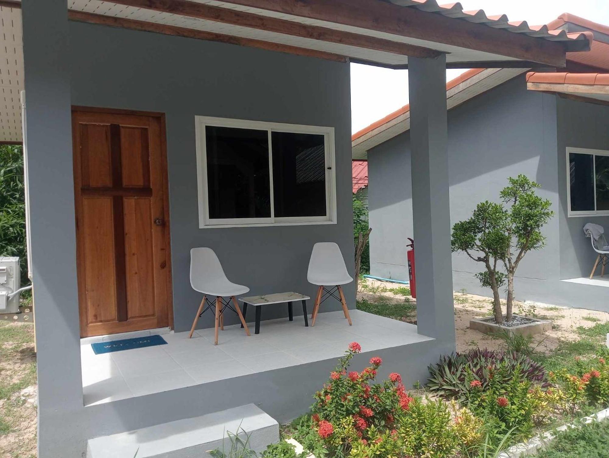 Scandinavian Beach Resort Ko Lanta Dış mekan fotoğraf